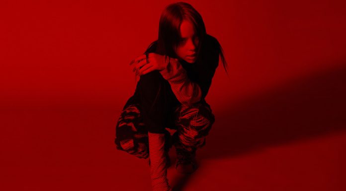 怪奇比莉《007:生死交戰》電影主題曲今日上線