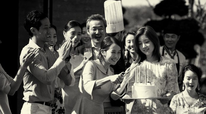 《寄生上流:黑白版》2月27日台灣限定上映