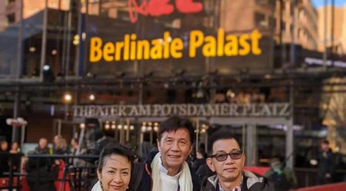 《叔‧叔》太保初訪柏林好心情!袁富華啖鹹豬手好吃驚